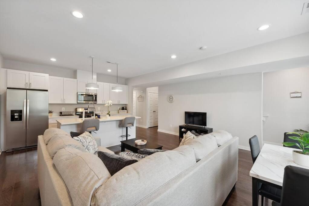 Spacious 3Bedroom Duplex With Rooftop Deck! Washington Kültér fotó